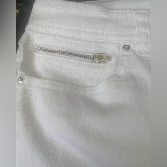 I.n.c. INTERNATIONAL CONCEPTS
NWT 14P Women's High Rise Denim
Bermuda Shorts - Picture 12 of 16